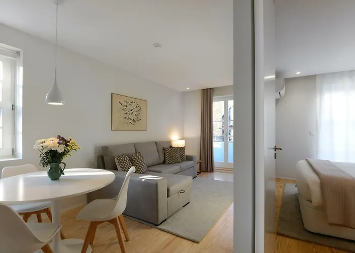 Blue House - Parking *