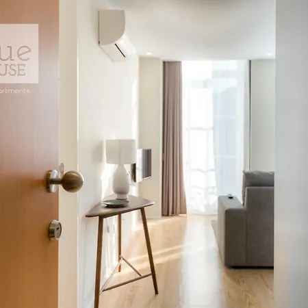 Blue House - Parking Apartamento *