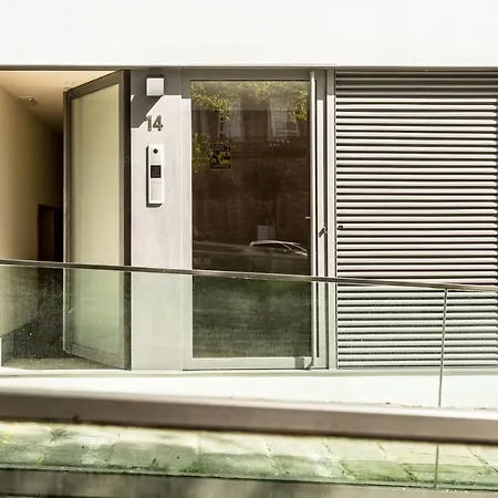 Blue House - Parking *