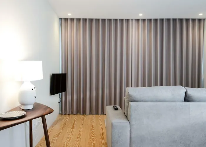 Blue House - Parking *