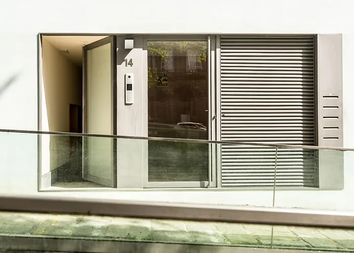 Blue House - Parking *