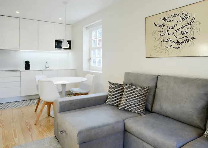 Blue House - Parking *