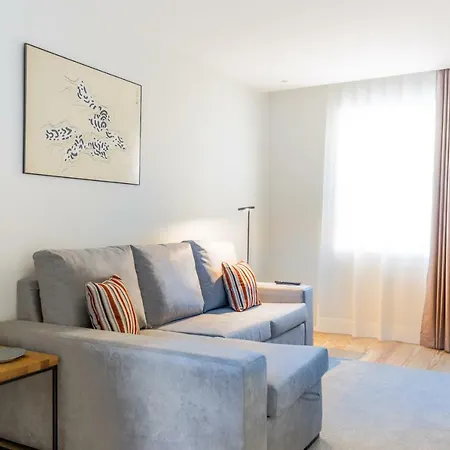 Blue House - Parking *