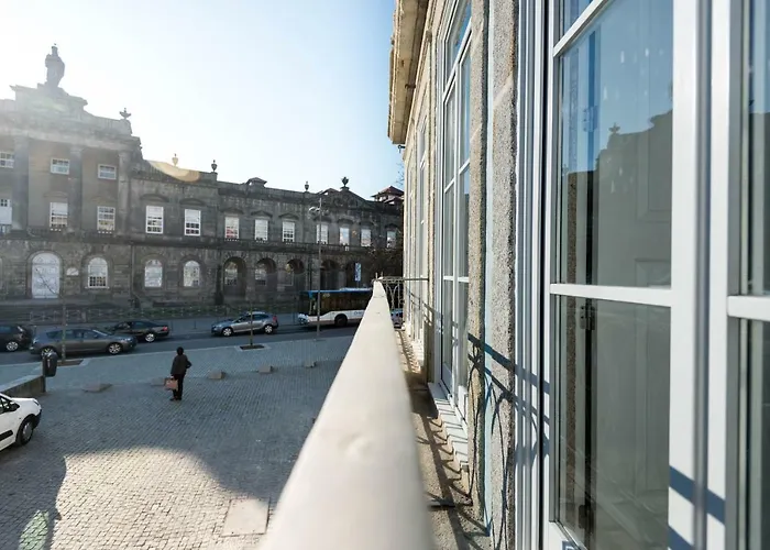 Blue House - Parking 波尔图