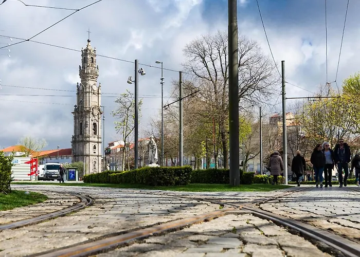 Blue House - Parking *